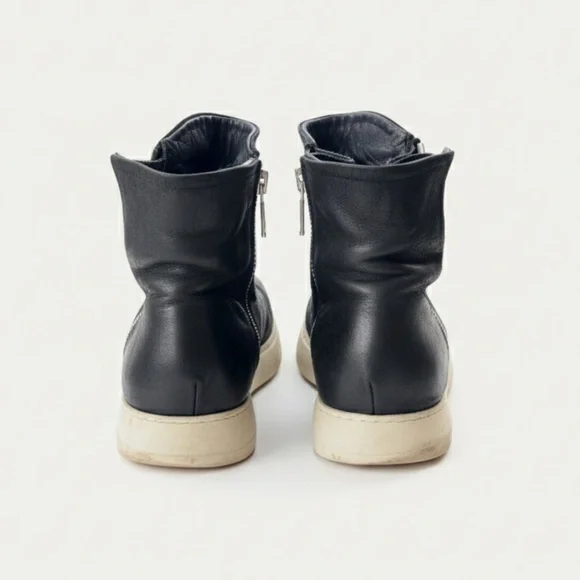 John Varvatos 315 Double Mac Zip, Black, U.S. 12 - Picture 3 of 8